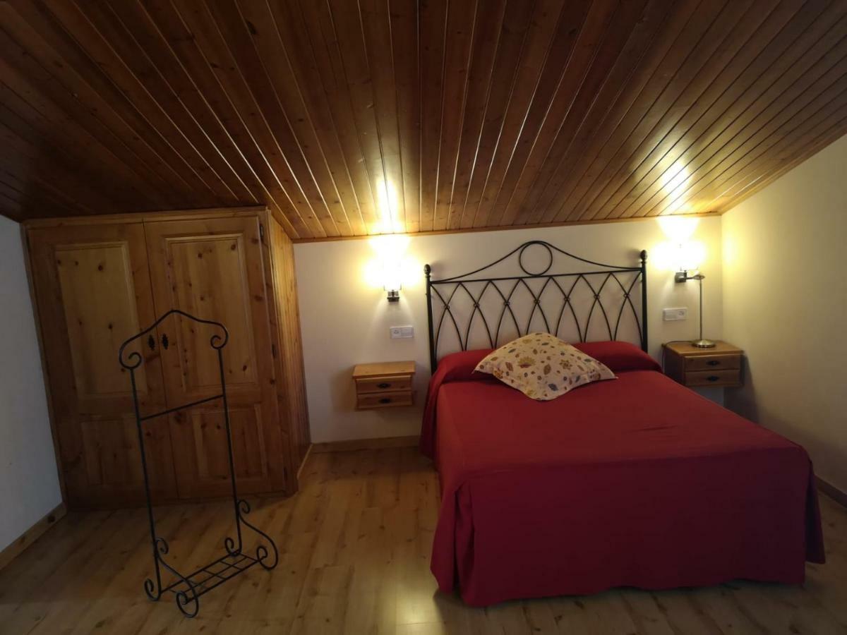 Hostal Cal Francisco Gosol Ngoại thất bức ảnh